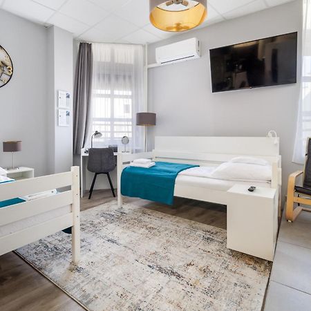 Downtown Apartment House Blue บูดาเปสต์ ภายนอก รูปภาพ